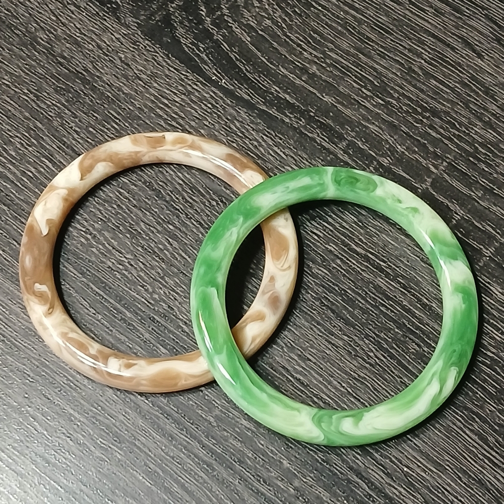 Vintage Avon Marble Plastic Bangle Bracelets